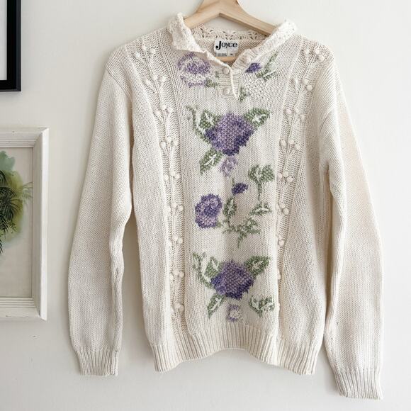 VINTAGE Joyce Purple Flowers Lilac Sweater Size Medium - Picture 1 of 7